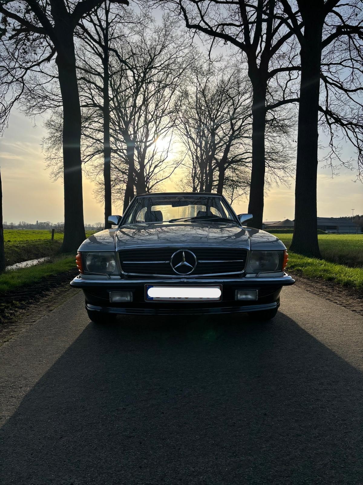 Mercedes-Benz 500 SL (1983) – Topstaat - €39 950 - Afbeelding 3