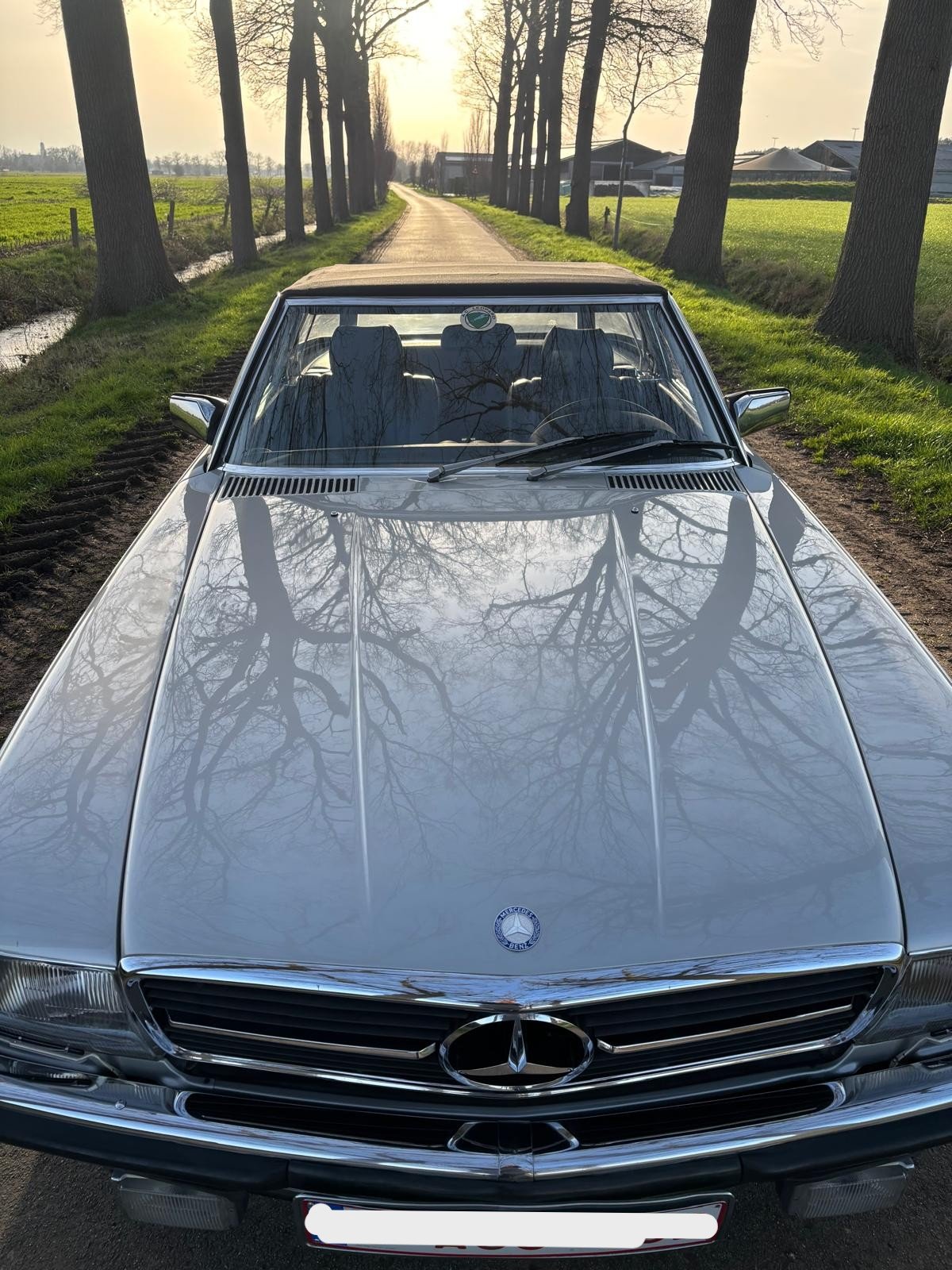 Mercedes-Benz 500 SL (1983) – Topstaat - €39 950 - Afbeelding 2