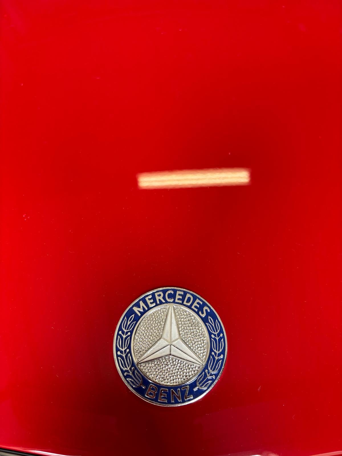 Mercedes-Benz 560 SL (1986) – Concoursstaat - €43 000 - Afbeelding 19